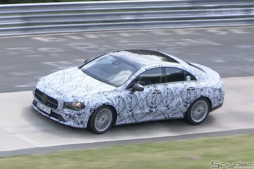 【動画】メルセデスCLA次期型、ニュルでダイナミックな走りを公開！ 画像