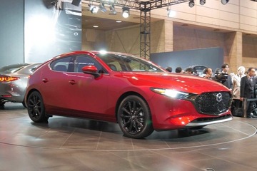 マツダ3 国内初公開、名称はグローバルで統一か？…東京オートサロン2019 画像