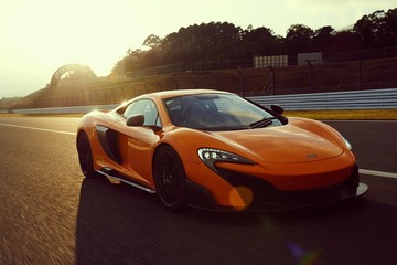 【マクラーレン 675LT 試乗】スーパースポーツメーカーとしての存在感を再確認…山崎元裕 画像