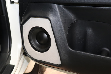 フロントスピーカーの“セッティング術”、大研究!! 第3回「インナー？アウター？」 画像