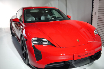 【ポルシェ タイカン】EVでありポルシェのスポーツカー［詳細画像］ 画像