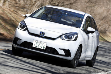 【ホンダ フィット 新型試乗】熟成させるっていうのも必要なことなんですね…竹岡圭 画像