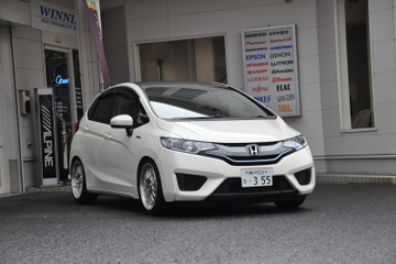 【話題の製品聴いてみた！】超高級ブランドのミドルスペック『RS Revelation HAC』の凄さ 画像