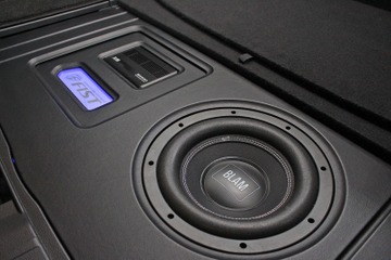 カスタム・オーディオマシン SpecialFeature!! TOYOTA RAV4(オーナー・山中智直さん) by AUDIO.VISUAL.SECURITY FIST 前編 画像