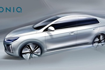 ヒュンダイの「プリウスハンター」IONIQ、完全な姿をスクープ 画像