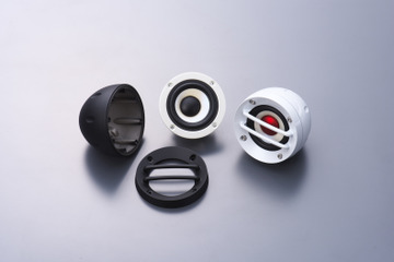 【カーオーディオ深層探究】トゥイーターのインストール学　Section.2 「位置」について 取材協力／アミューズ 画像