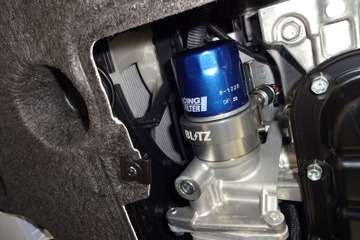 BLITZからGRヤリス用「オイルセンサーアタッチメント」とMAZDA3／CX-3／MX-30用「SUS POWER AIR FILTER LM」が販売開始 画像
