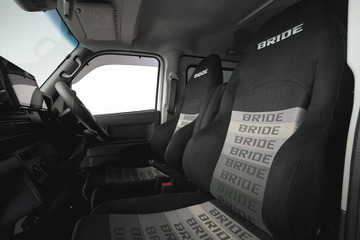 エブリイ用、アトレー／ハイゼットカーゴ用BRIDEシート装着用「スーパーシートレール」が新発売 画像
