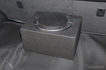 ［低音強化・実践レクチャー］「単体サブウーファー」は“鳴りっぷり”で選ぶベシ！ 画像