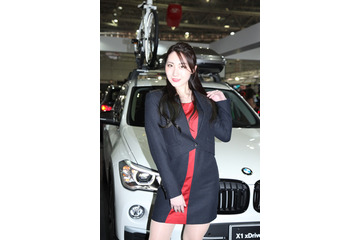 【東京オートサロン16】コンパニオン…BMWジャパン 画像