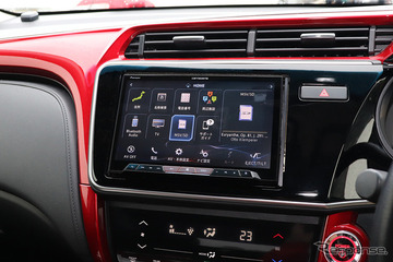 「カーオーディオ・素朴な疑問」Part2 メインユニット編 「メインユニット」って、そもそも何? 画像