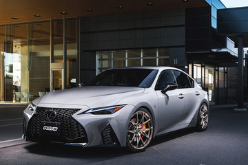 限定カラーのグレイスゴールドが美しすぎる！ レイズ「ベルサス VOUGE／VV21S」の高級感×洗練デザインに陶酔 画像