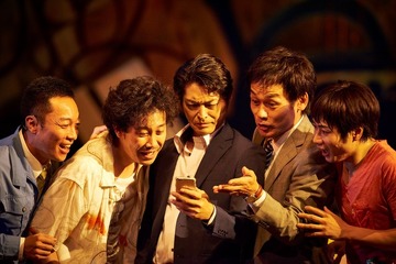 大泉洋ら「TEAM NACS」の舞台「悪童」がBlu-ray＆DVDに！“爆笑新年会”も収録 画像