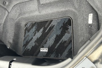 厚手の生地で高級感あふれるHKSフロアマットにND『ロードスター』用が登場 画像