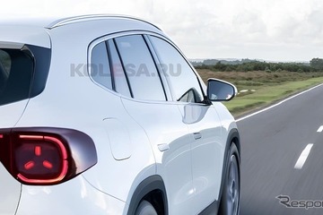 メルセデスベンツ『GLA』次世代型をいち早くプレビュー！ 斬新なテールライト装備？ 画像