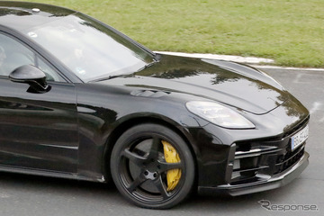 パナメーラ初の「ターボGT」目撃！ ポルシェ史上最もホットなハイブリッドセダン登場 画像