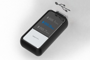 音楽をワイヤレスで聴けてないのなら、最新「FMトランスミッター」に要注目！［特選カーアクセサリー名鑑］