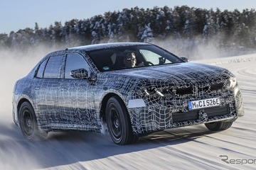 BMW3シリーズのEV、i3新型が3月18日デビューへ…第6世代eDriveは469馬力 画像