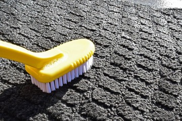 洗車のついでが正解だった！ フロアマットを洗うだけで車内の快適性が上がる～Weeklyメンテナンス～ 画像