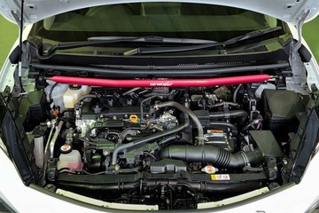 マイチェン後『アクア』のボディを補強、タナベ「ストラットタワーバー・プラス」と「アンダーブレース」を発売 画像