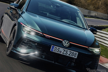 「とんでもない走り」VW『ゴルフGTI』が『タイプR』破りFF車ニュル最速に！ SNSでは悲喜こもごもの反響