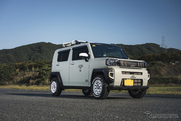 ダイハツ・タフトを“アメリカン商用車風”に！100均アイテムも活用した技ありカスタム…CARTUNE PickUpCars 2026 画像