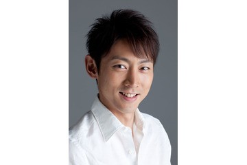 小泉孝太郎、初のレギュラーバラエティMCに！バナナマンと“同居生活”について語る 画像