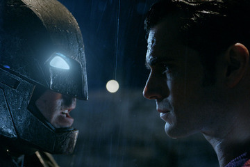 【映画ではじめるデートプラン 第33回】『バットマン vs スーパーマン』×都市型お花見デート in 六本木ヒルズ 画像
