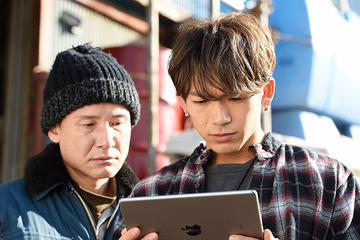 EXILE・NAOTO、迫真のエンディングダンスのメイキング公開！「ナイトヒーローNAOTO」 画像