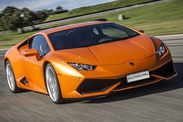 ランボルギーニ ウラカン、2016年型に進化…気筒休止採用 画像