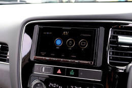 三菱・アウトランダーPHEV(オーナー/カワカミさん)by ガレージショウエイ 三菱・アウトランダーPHEV(オーナー/カワカミさん)by ガレージショウエイ