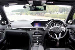 『BEWITH・Accurate III』搭載「Mercedes-Benz Cクラス ステーションワゴン」 『BEWITH・Accurate III』搭載「Mercedes-Benz Cクラス ステーションワゴン」