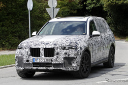 イカリングではない！BMWの最高級SUV「X7」、次世代LED灯し最終テスト 画像