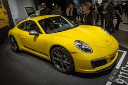 ポルシェ 911カレラT 公開、オリジナル 911T の再来目指す【ロサンゼルスモーターショー2017】 画像