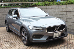 【ボルボ V60クロスカントリー 新型試乗】“なんちゃってSUV”とはひと味ちがう…丸山誠 画像