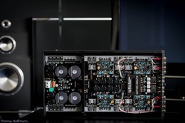 独マイクロプレシジョンのハイエンド4chアンプ「Z-Studio 4Ch Amplifier version 1.1」の受注販売を開始 画像