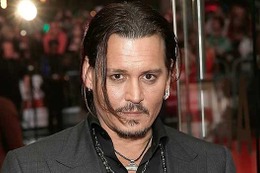 ジョニー・デップ、ハリウッドでギャラをもらいすぎ俳優の第1位に 画像