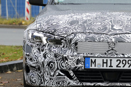 新ヘッドライトが露出！BMW 3シリーズツーリング 改良新型を初スクープ 画像