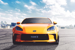 『東京オートサロン2022』で、TOM’Sが新たに手掛けたコンプリートカー3台を発表！