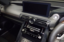 走行中でもテレビが見られる・NAVIの目的地設定ができる!! BLITZの「TV-NAVI JUMPER」にLEXUS IS500用が販売開始 画像