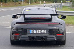 ポルシェ『911』がついにハイブリッド化！「911 GTS」はモーターアシストで700psか 画像
