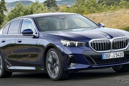 BMW 5シリーズ 新型のEV『i5』、航続582km…ドイツで10月21日から納車 画像