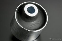 シャコ上げした『ジムニー/シエラ』の操縦性を改善！「キャスターアングルアジャストブッシュ」発売 画像