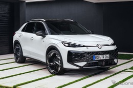 VW『T-Roc』新型、まずはマイルドハイブリッドターボ投入…約665万円から英国受注開始