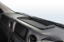 カーメイト、日産『キャラバン』向け収納トレーやモールパネルなど4製品を発売 画像