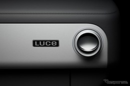 フェラーリから“新セグメント”の新型フル電動スポーツカー、『ルーチェ』の車名と内装デザインを発表 画像