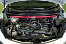 マイチェン後『アクア』のボディを補強、タナベ「ストラットタワーバー・プラス」と「アンダーブレース」を発売 画像