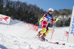 土屋太鳳、持ち前の運動神経を見せつける！スキー滑走のメイキング映像到着 画像