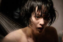 清野菜名、『呪怨』の清水崇監督最新作でホラーに初挑戦！ 『雨女』 画像