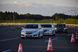 【ホンダミーティング15】渋滞運転支援機能を体験、低速域でも車両を制御 画像